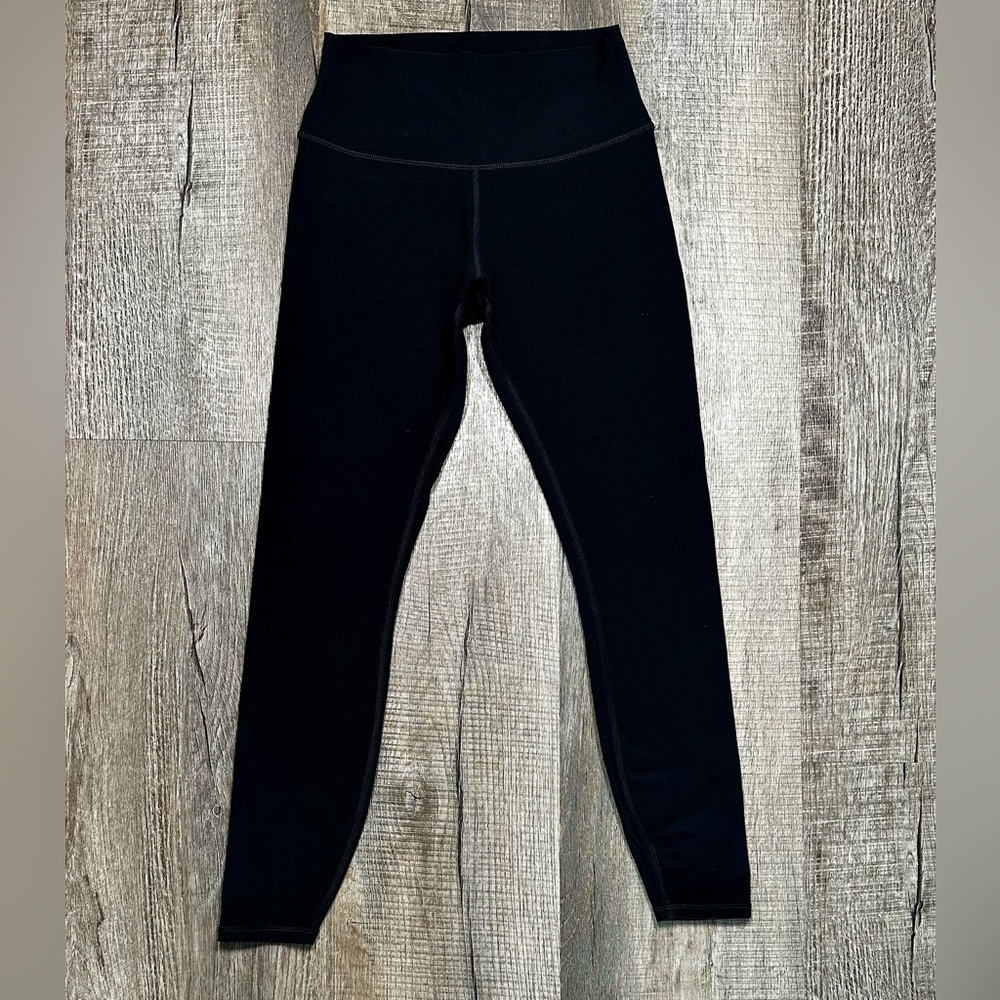 Alo “High-Waist Alosoft Lounge Legging”